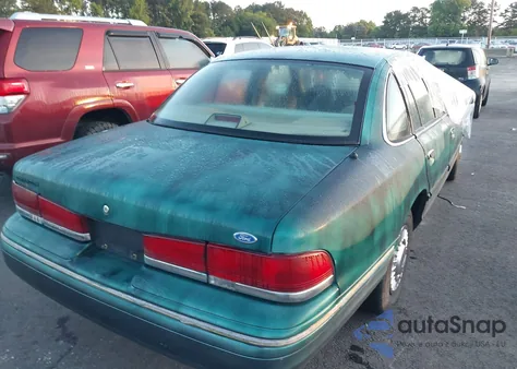 1997 Ford Crown Victoria Police Interceptor из США, поврежденный, VIN 2FALP71WXVX209832